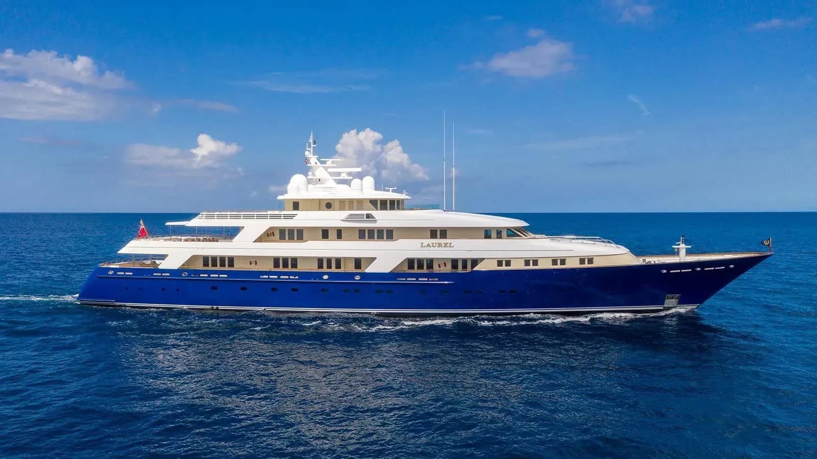 M/Y Laurel