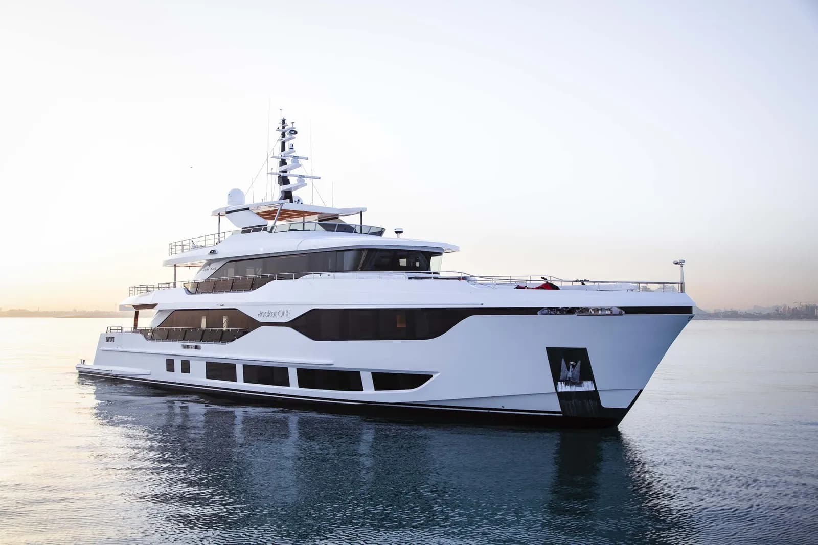 M/Y Rocket One