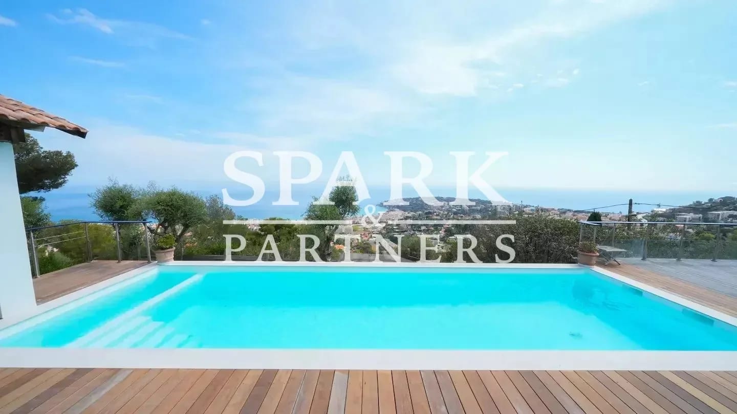 Roquebrune Cap Martin - Villa avec vue panoramique imprenable sur la mer — 4