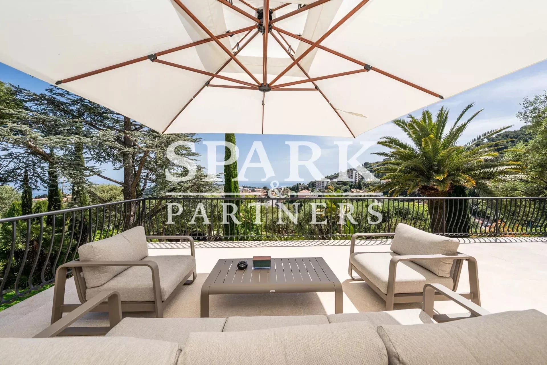 Roquebrune Cap Martin- Villa avec Piscine — 2