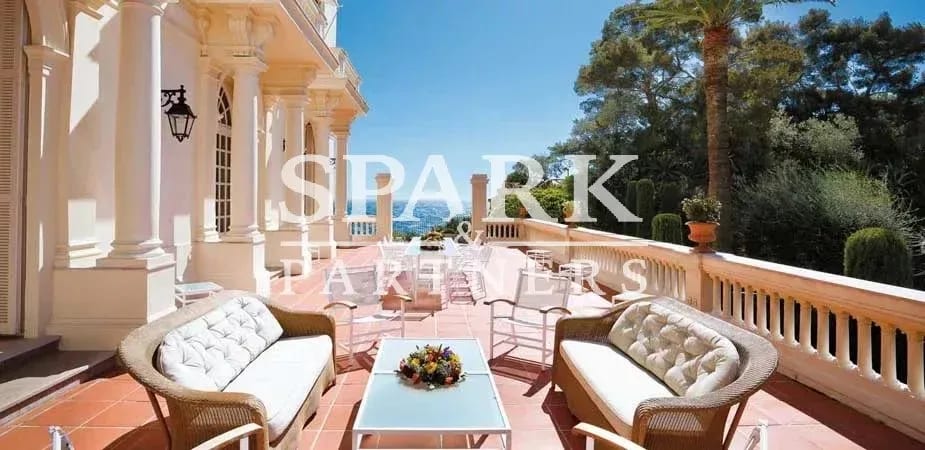 Roquebrune Cap Martin - Villa de prestige limitrophe Monaco — 3