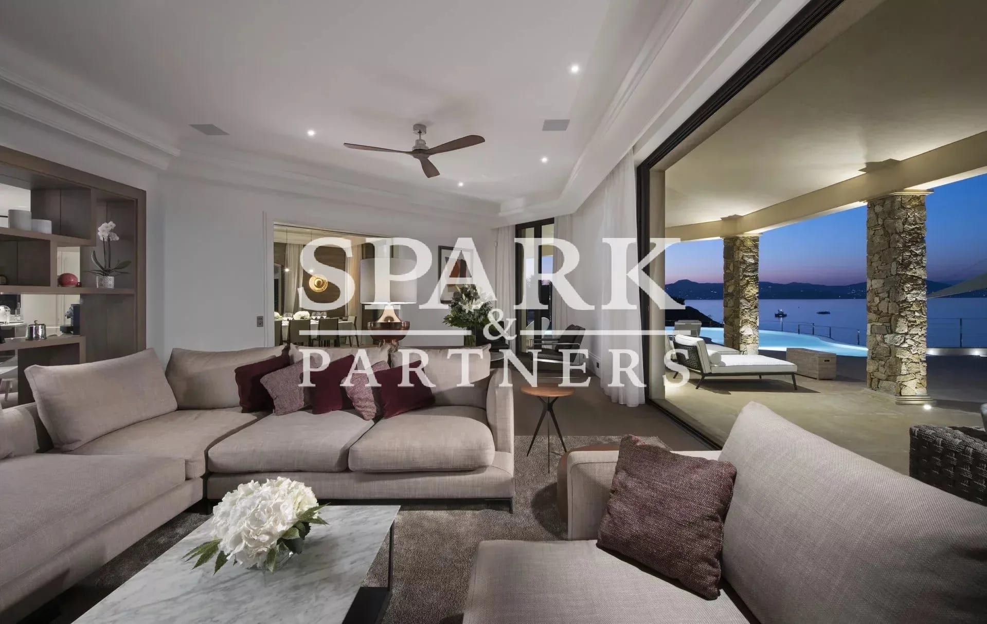 Saint Tropez - Propriété pieds dans l'eau dans un prestigieux domaine privé — 5
