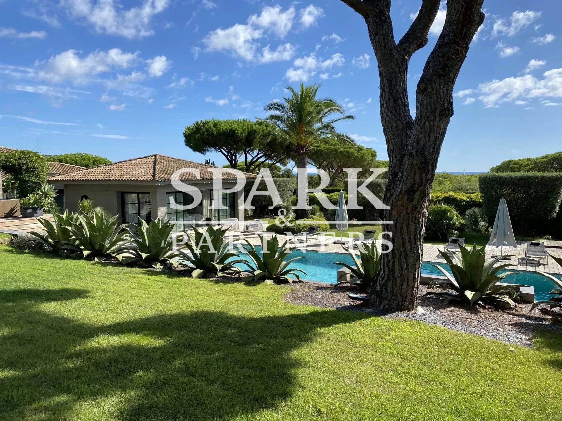 Ramatuelle - Villa contemporaine proche de la Baie de Pampelonne — 2