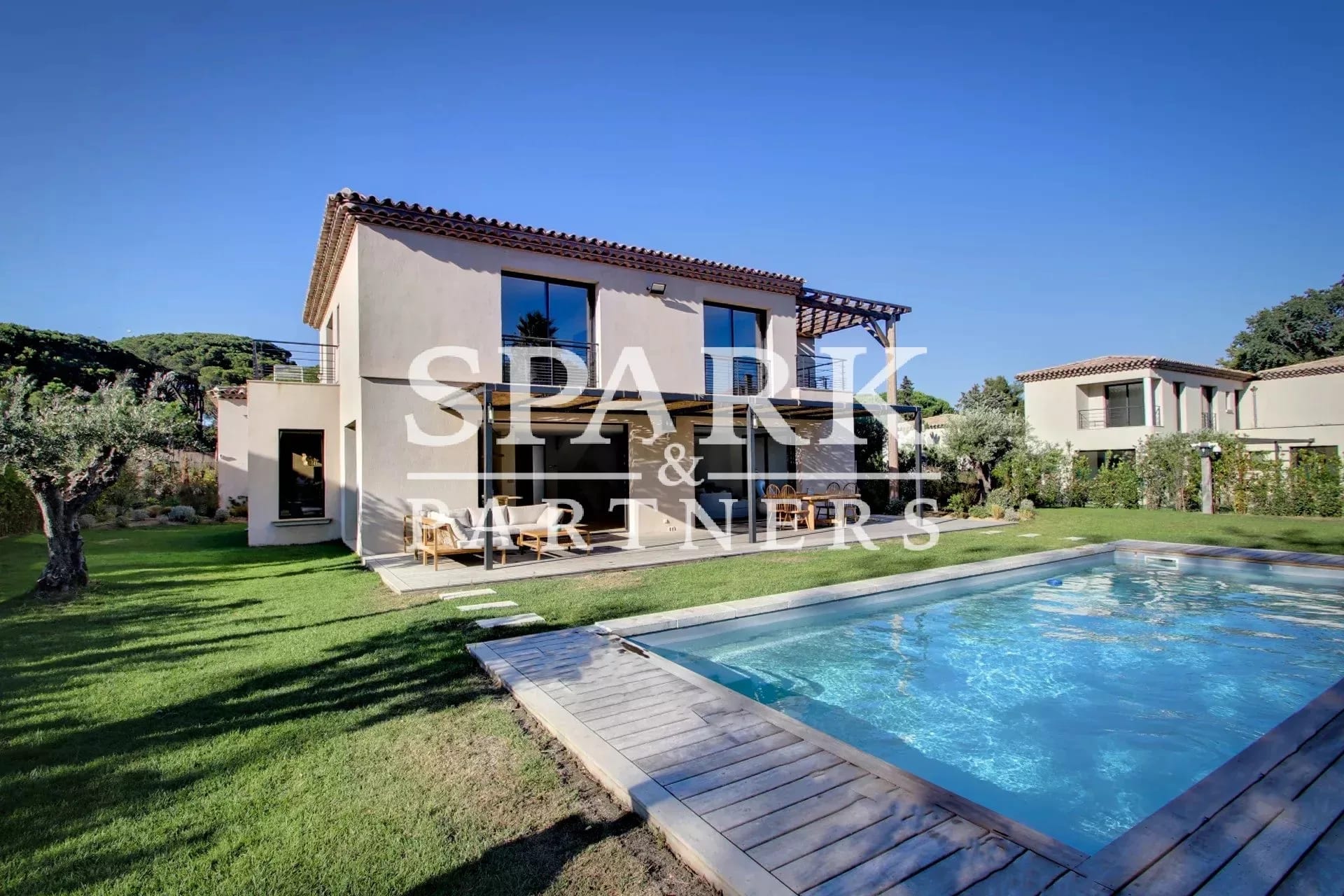 Saint Tropez - Villa moderne à quelques pas des plages des Salins — 2