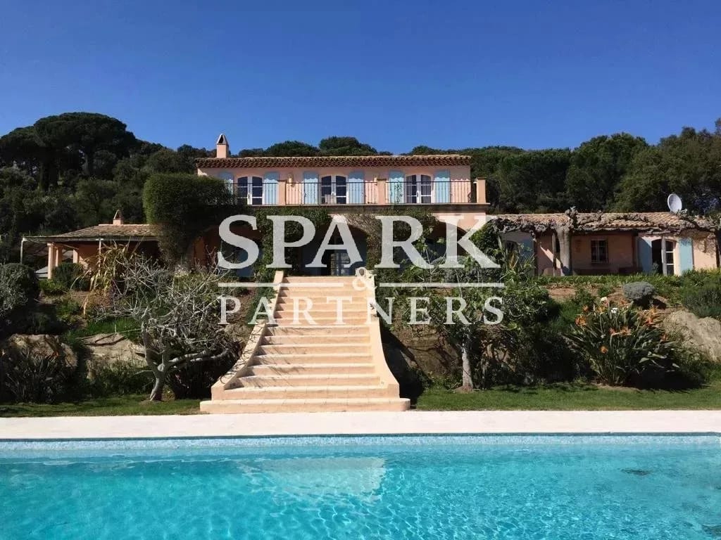 Ramatuelle - Villa avec vue exceptionnelle sur les vignoble de Ramatuelle — 2
