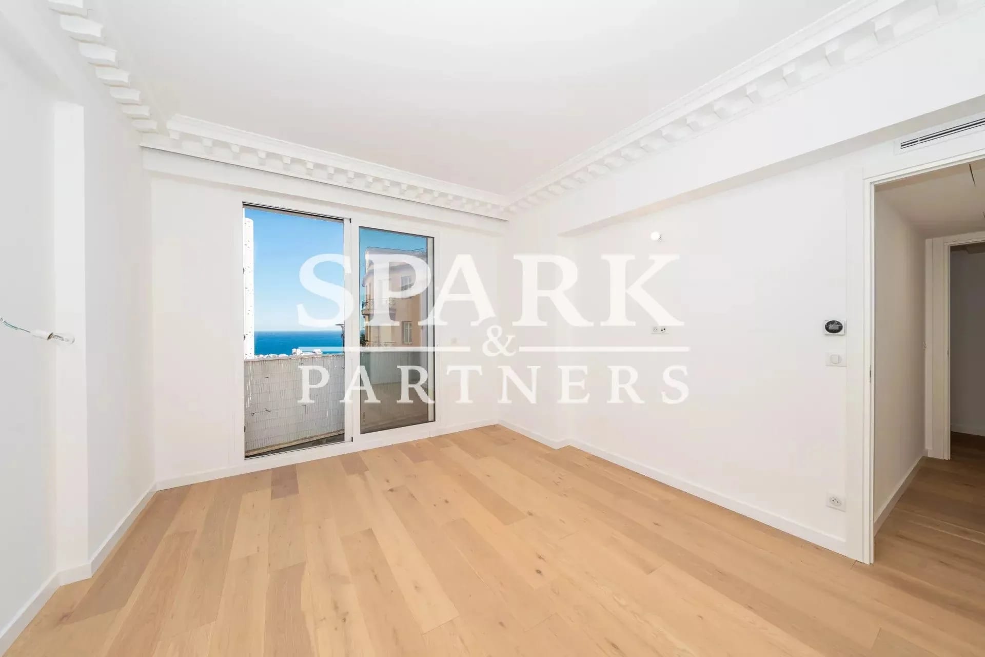 Lumineux Appartement 4 pièces entièrement rénové — 5