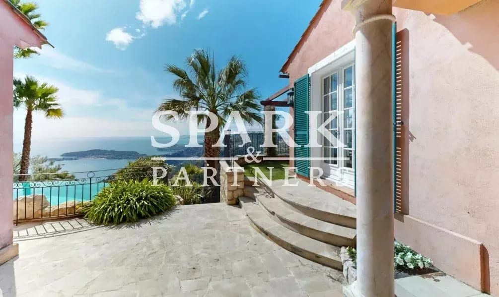 Villa de charme à Èze - тихая гавань между морем и холмами — 3