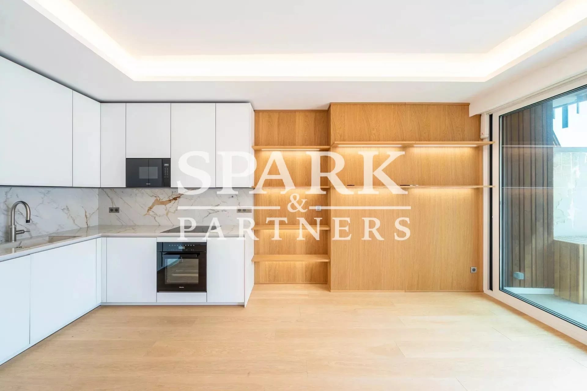 Superbe appartement de 2 pièces entièrement rénové — 3