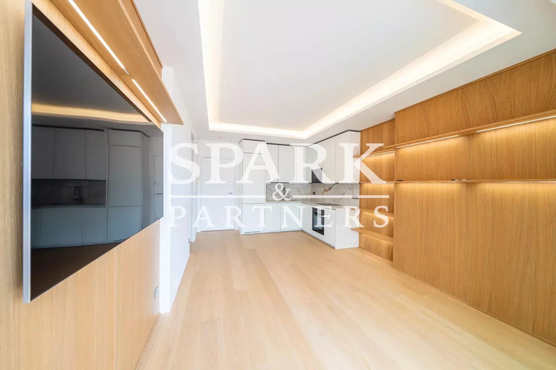 Superbe appartement de 2 pièces entièrement rénové — 4