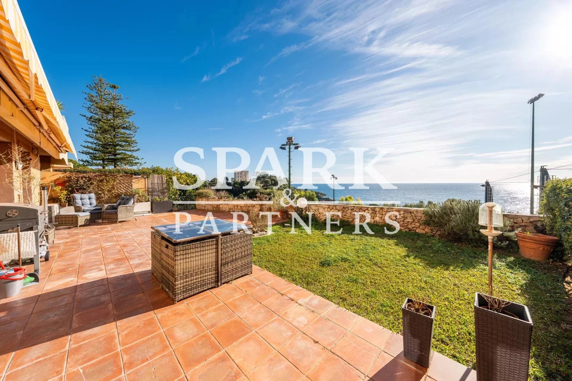 Roquebrune Cap  Martin - Superbe appartement domaine privé — 2