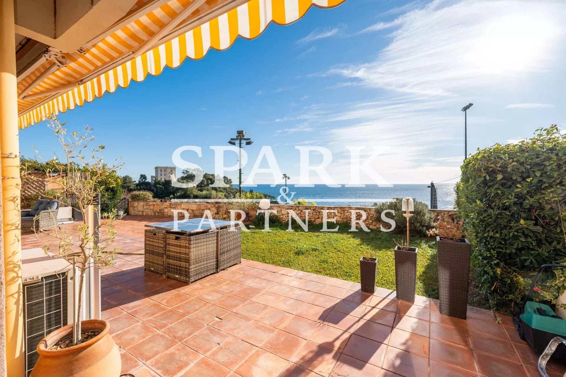 Roquebrune Cap  Martin - Superbe appartement domaine privé — 5