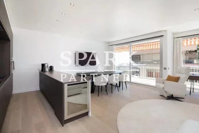 Monaco - Saint Roman - Appartement 3 pièces vue mer — 4