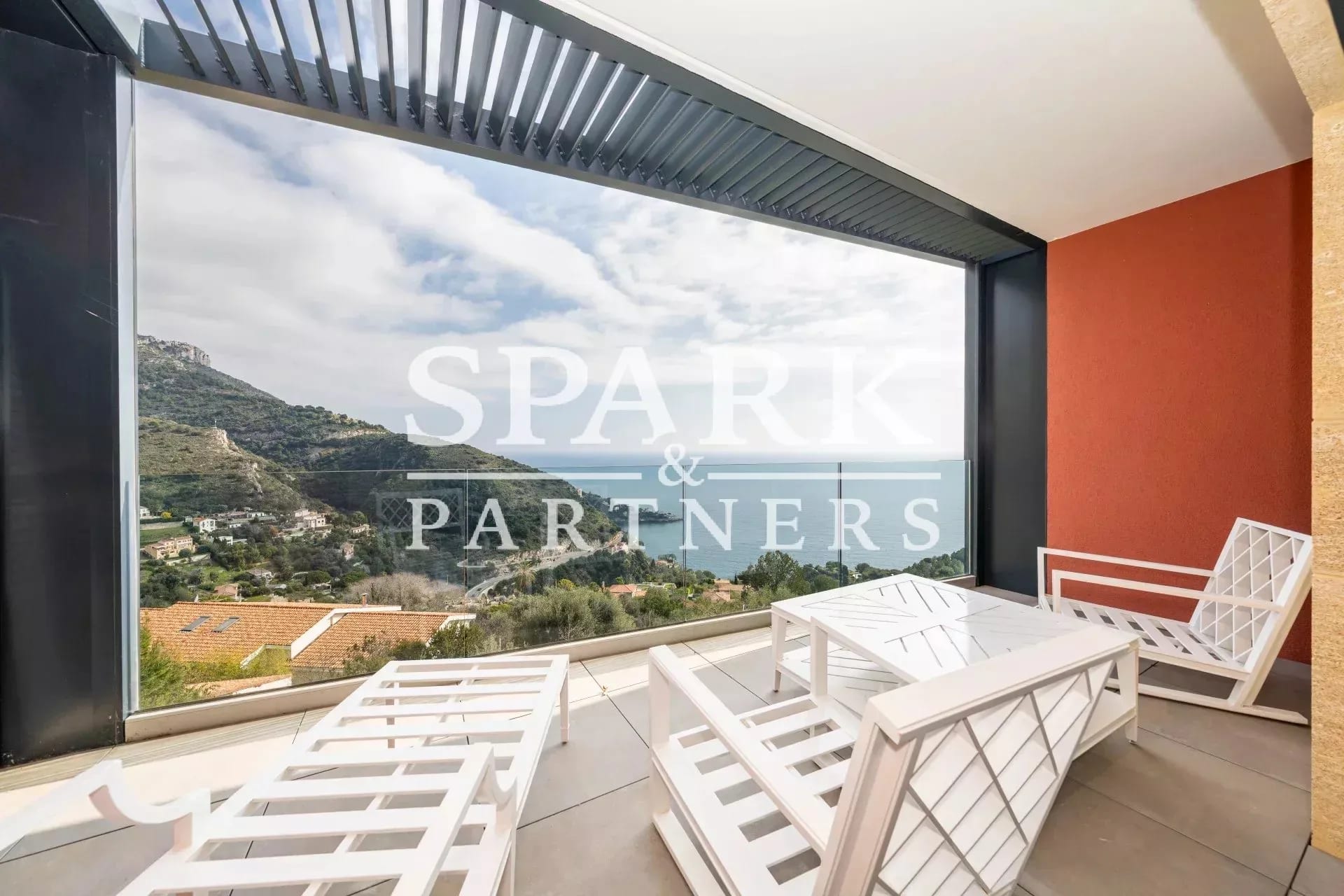 Eze - splendide duplex de 5 pièces — 2