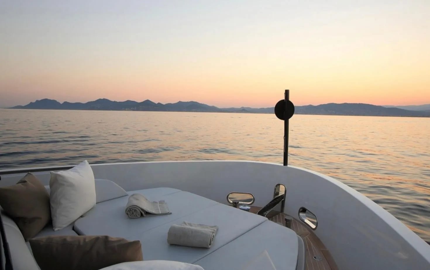 M/Y Arcadia 85 — 3