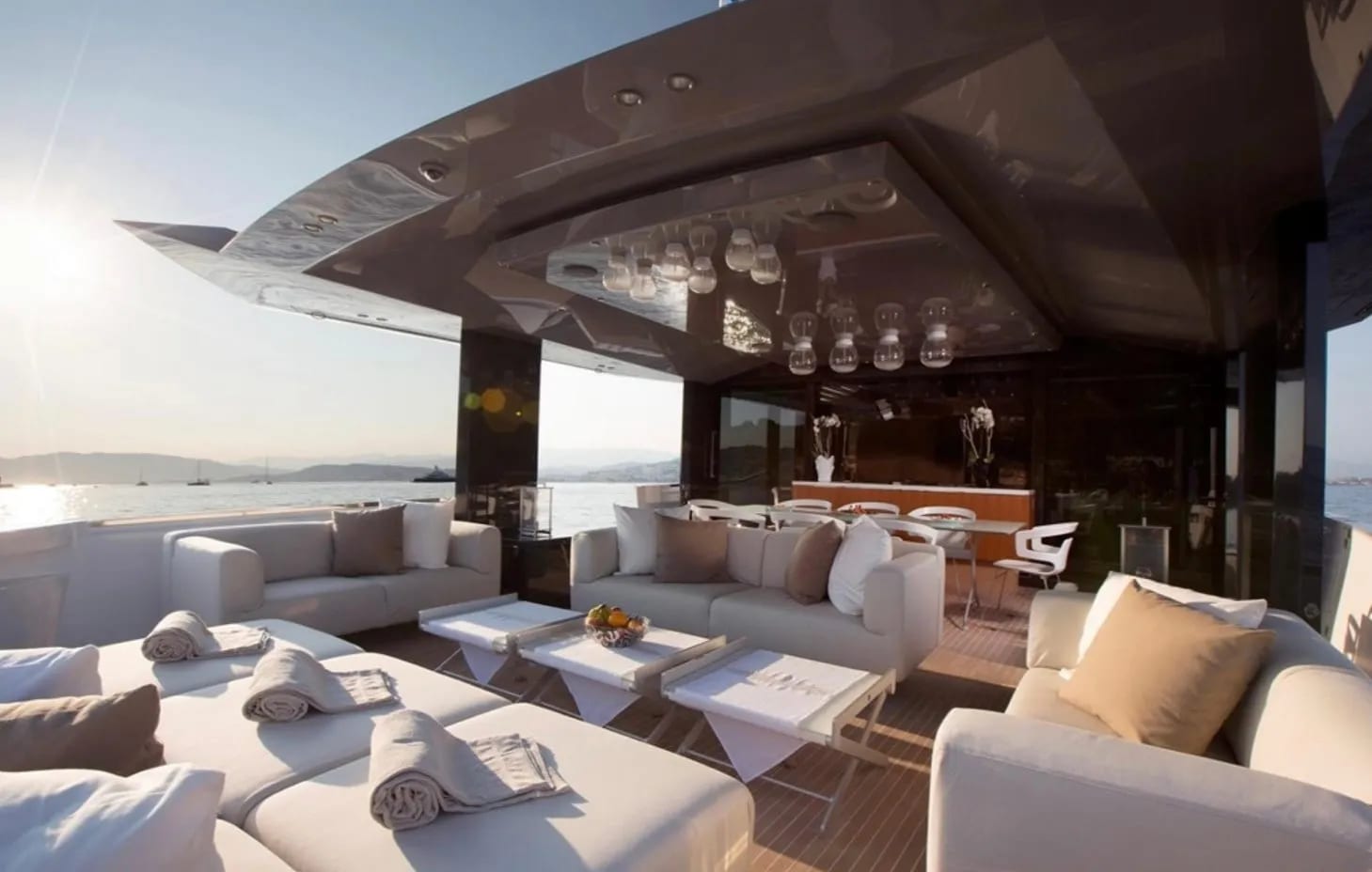 M/Y Arcadia 85 — 5
