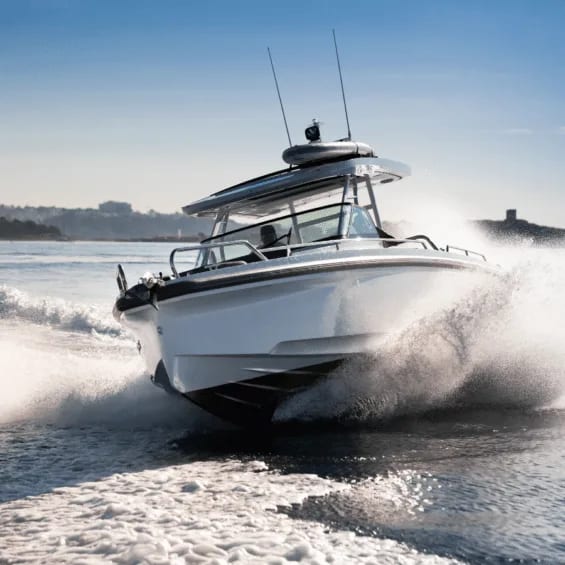 M/Y Axopar 37 Sun Top — 2