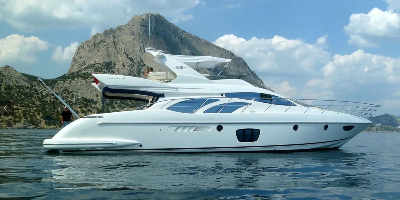 M/Y Azimut 62 Fly — 5
