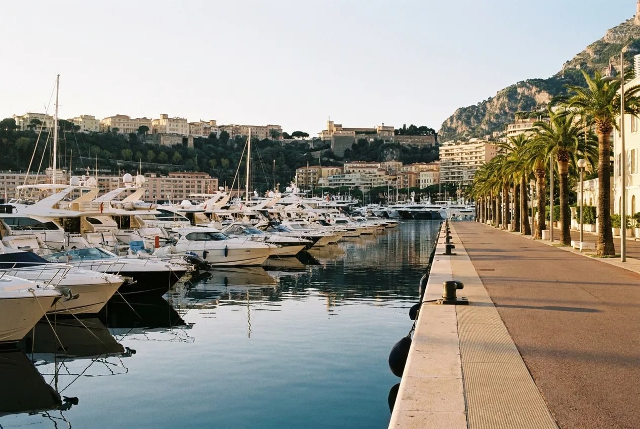 Poste · Port Hercule — 4