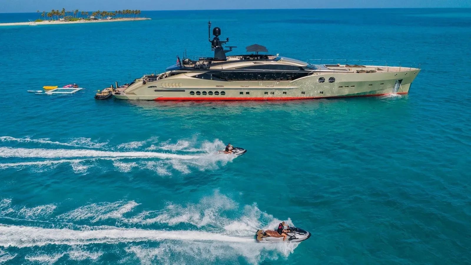 M/Y DB9 — 3