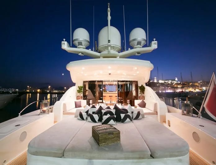 M/Y EOL B — 2