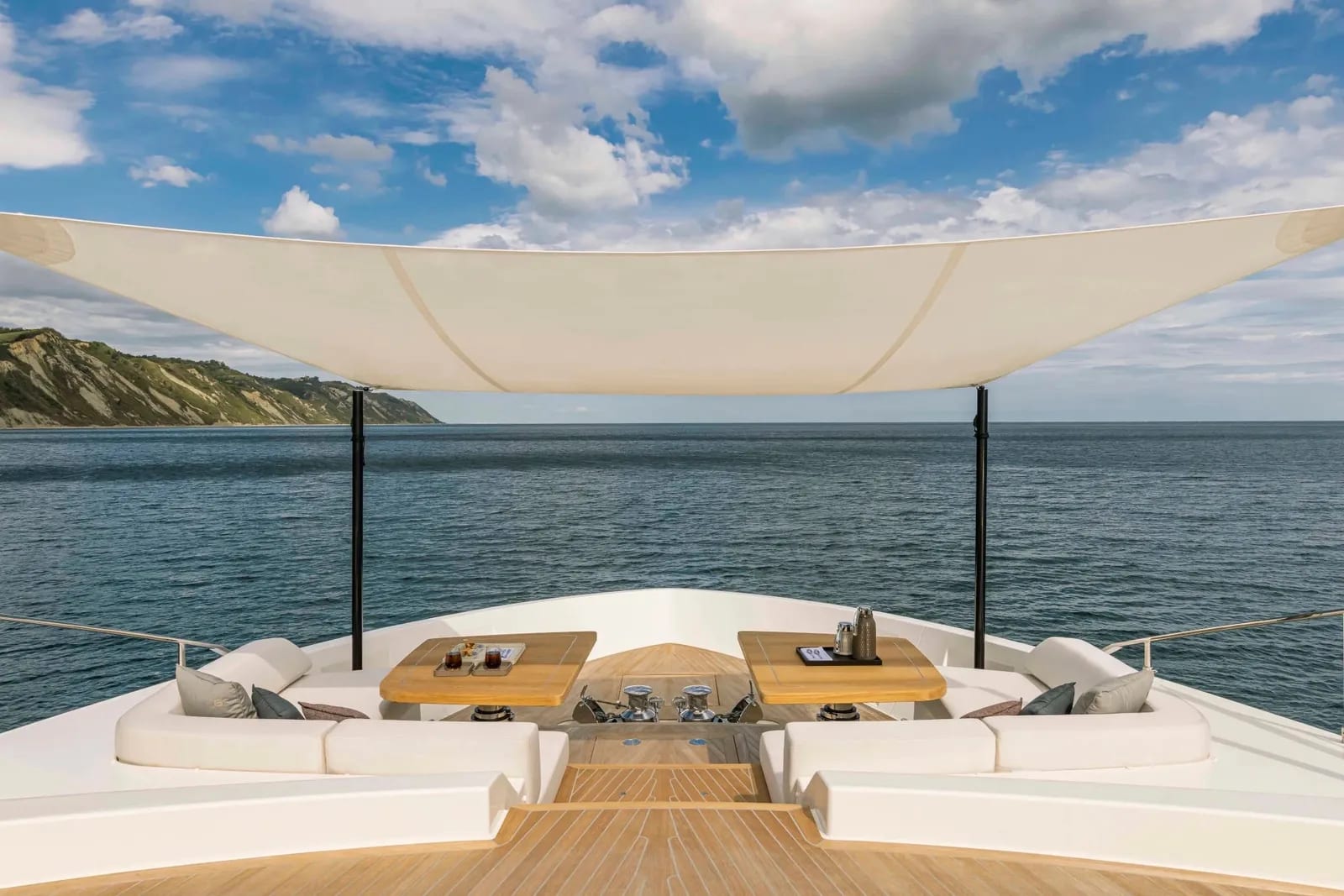 M/Y H&Co — 5