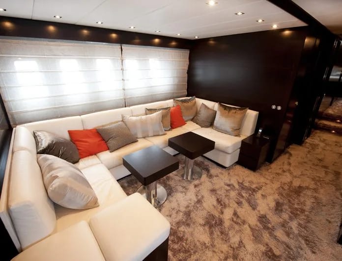 M/Y Leopard Cristal 1 — 5