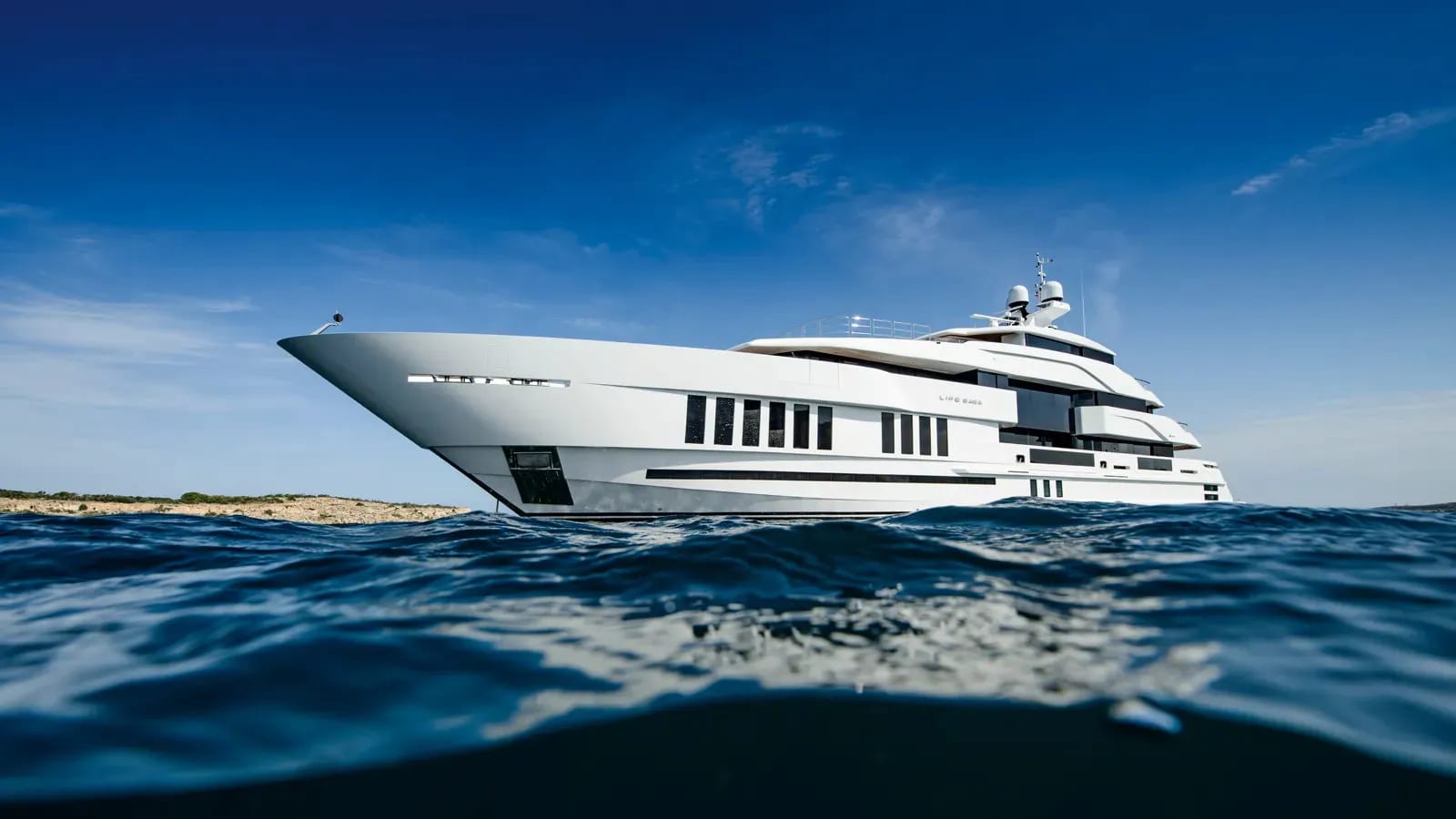 M/Y Life Saga — 2