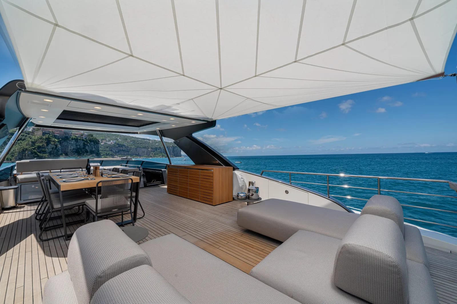 M/Y Lucky — 5