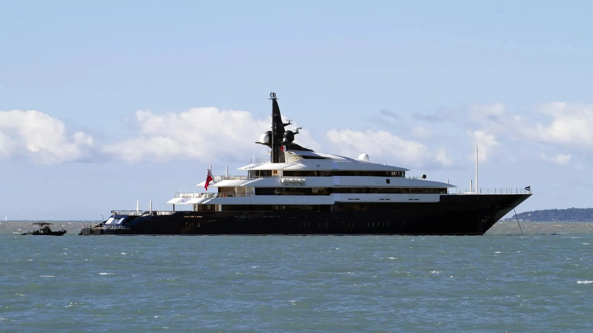 M/Y Man of Steel — 5