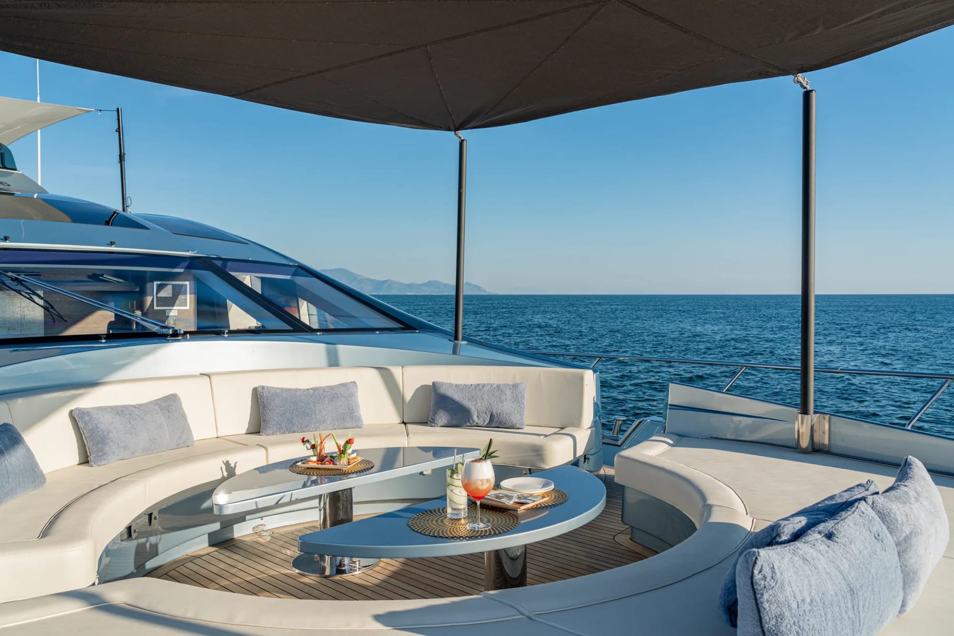 M/Y 55 — 2