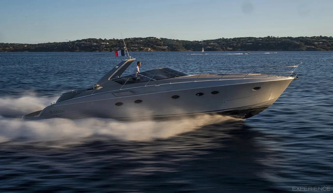 M/Y Numarine 52s — 2