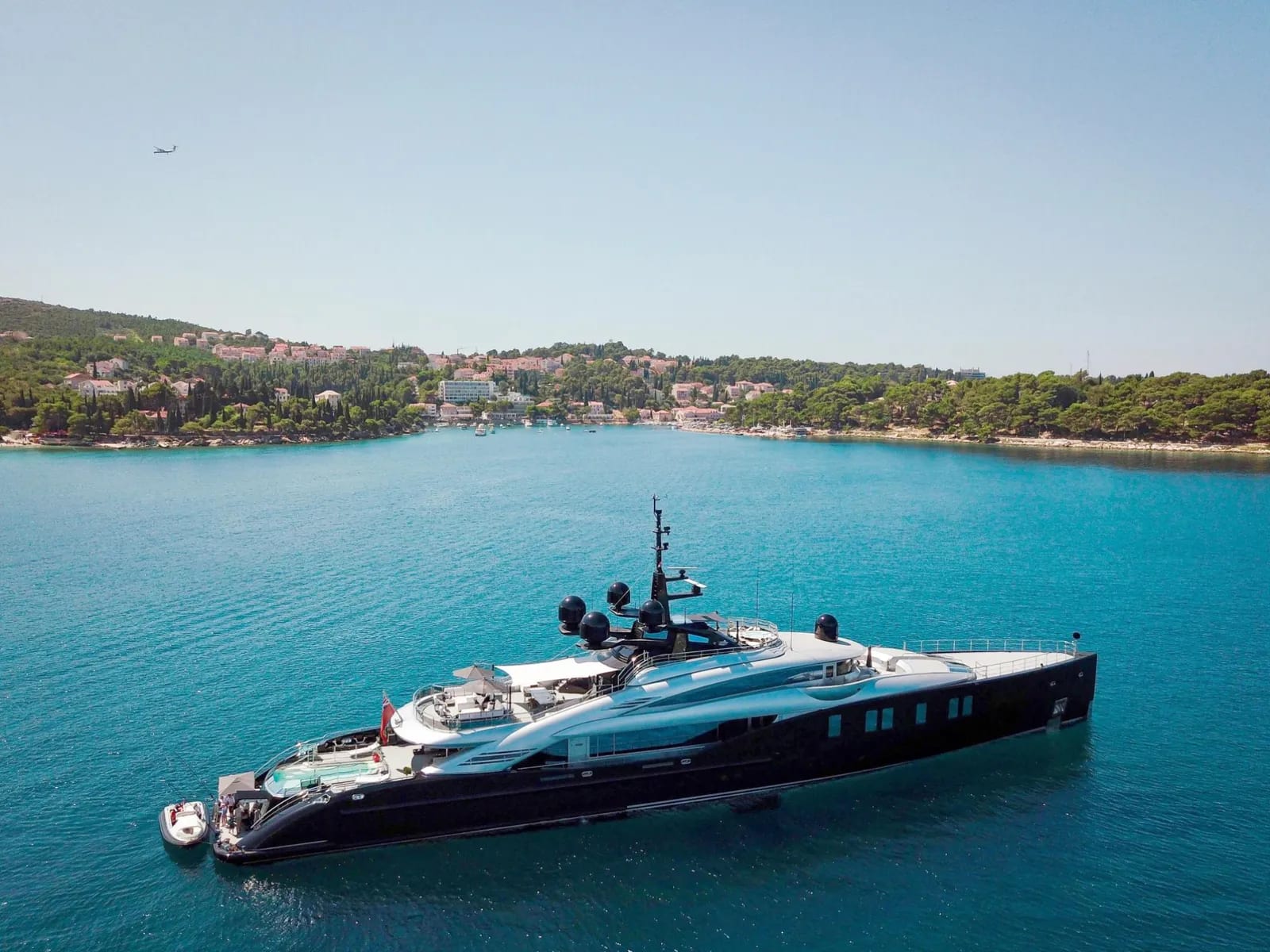 M/Y Okto — 3