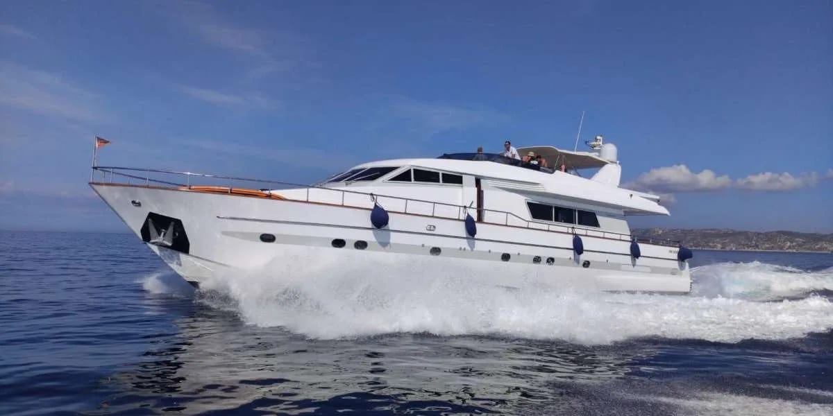 M/Y OLA — 3