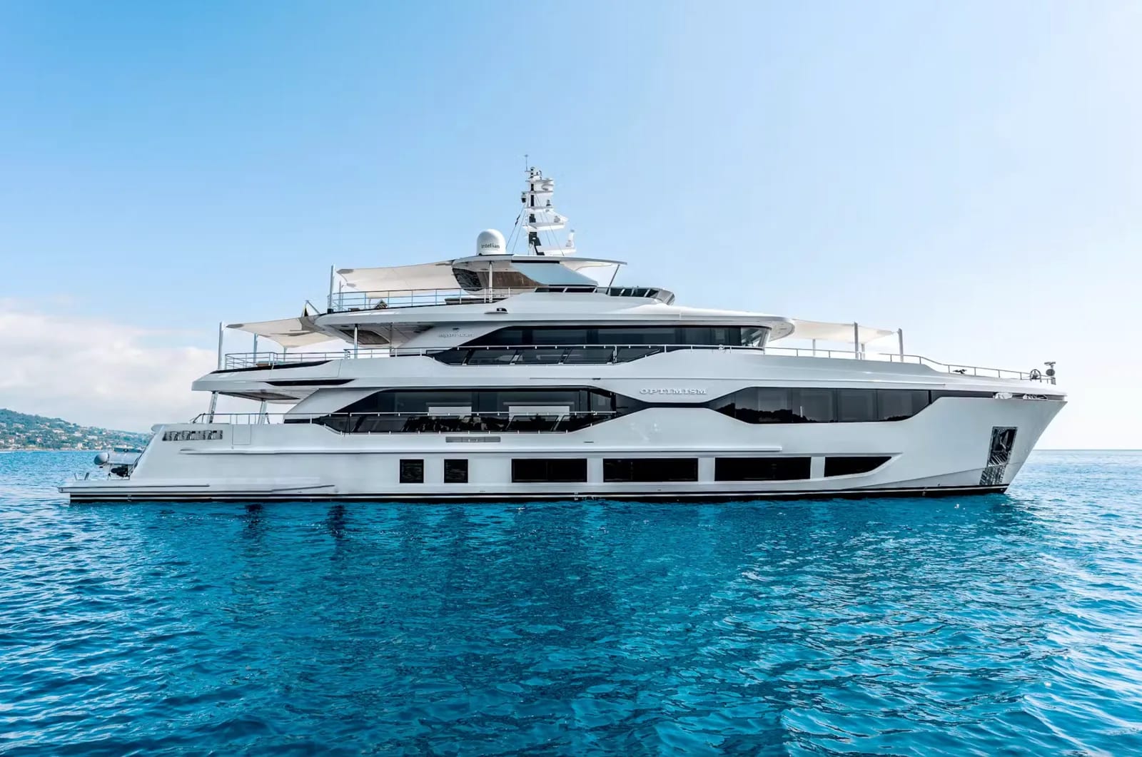 M/Y Optimism — 3
