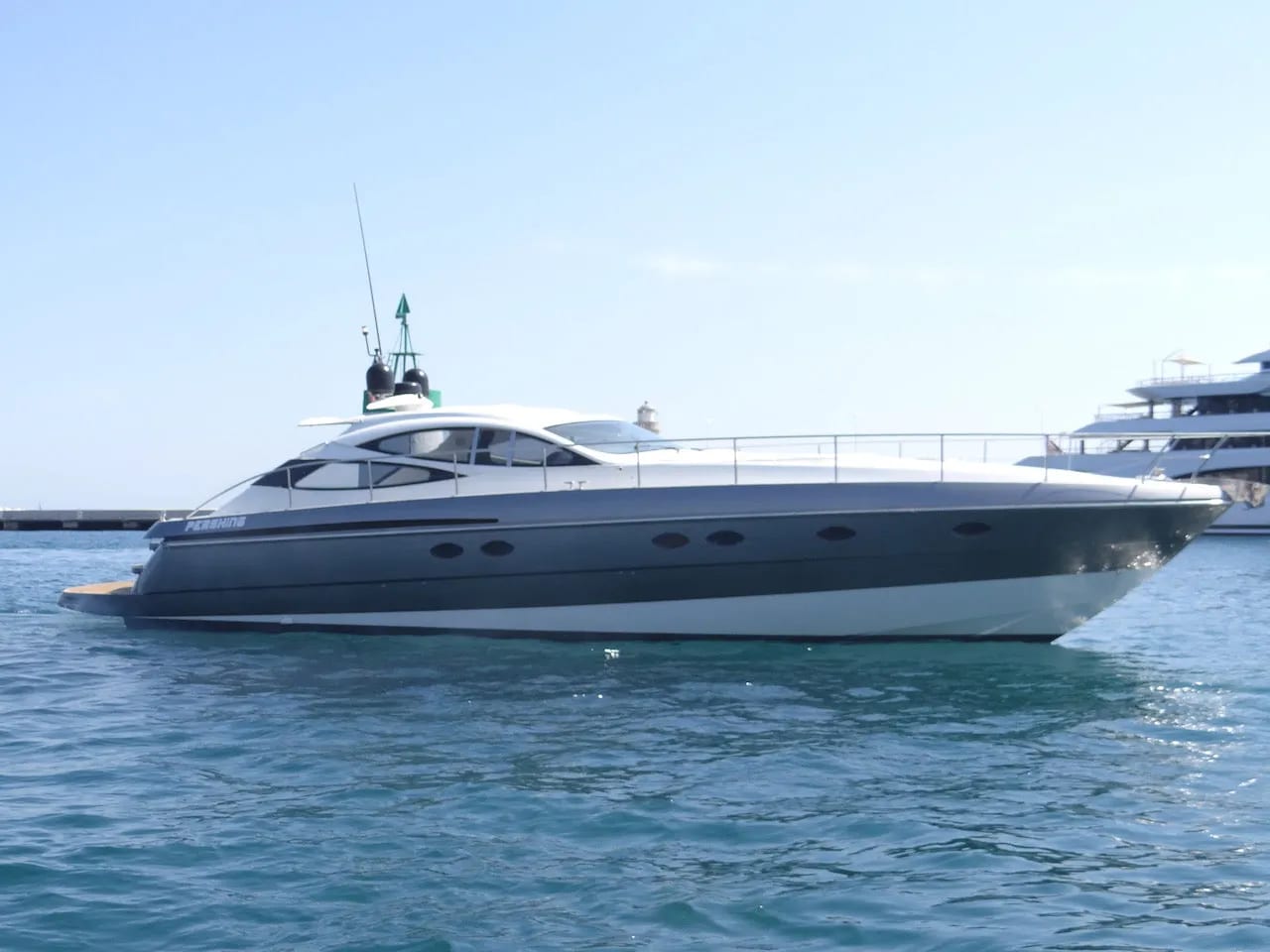M/Y Pershing 52 — 2