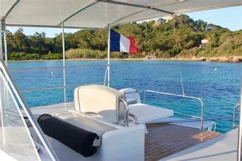 Power Catamaran 20m — 2