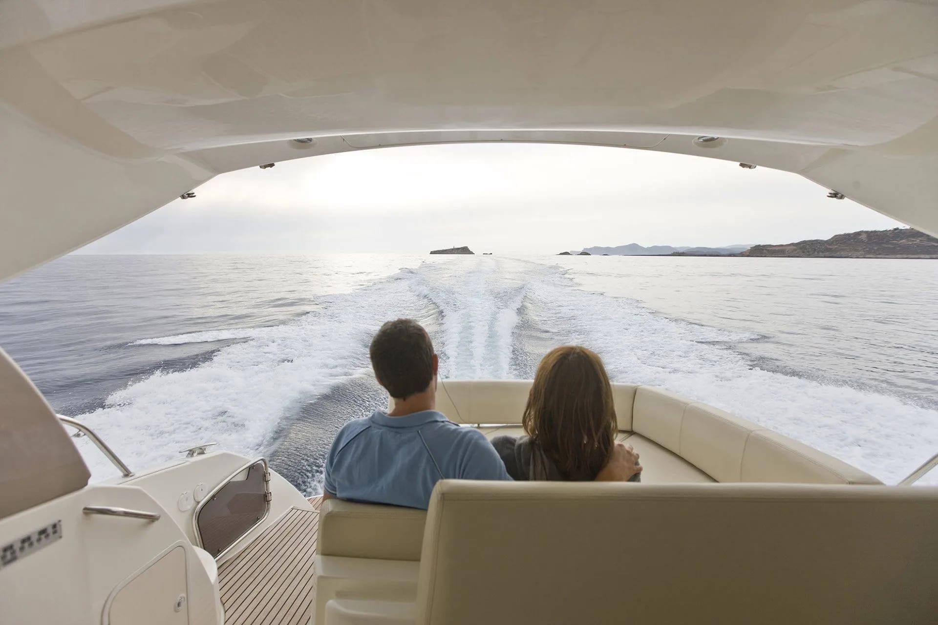 M/Y Prestige 38s — 4