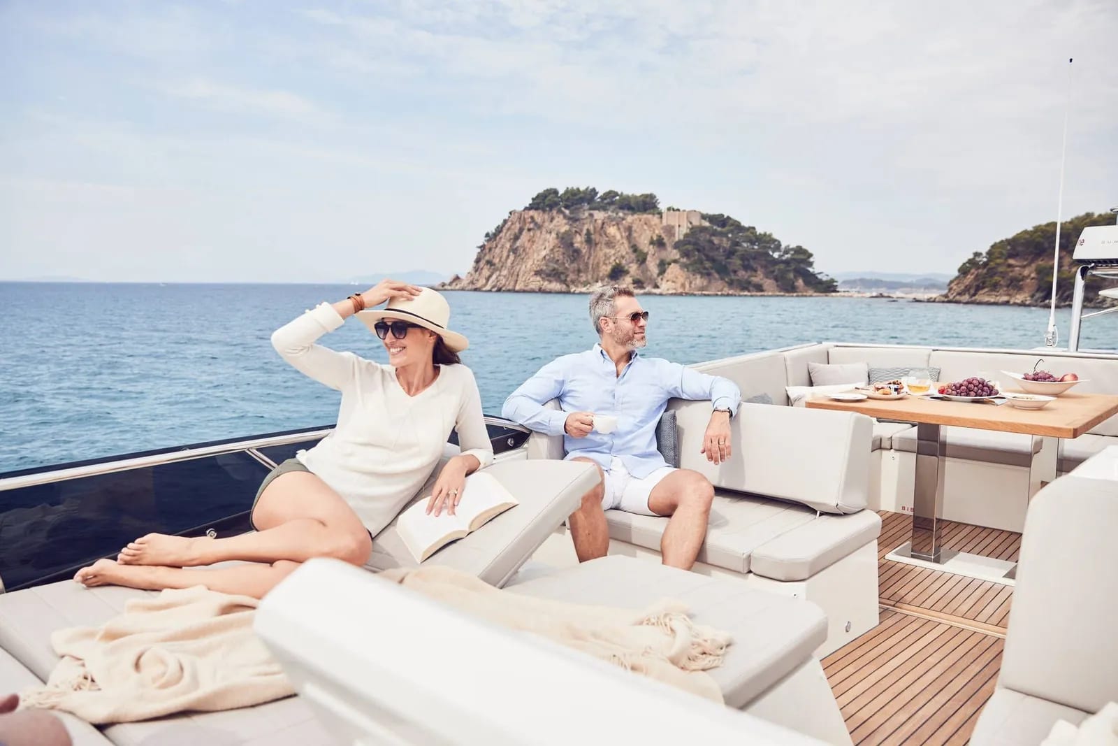 M/Y Prestige 520 — 2