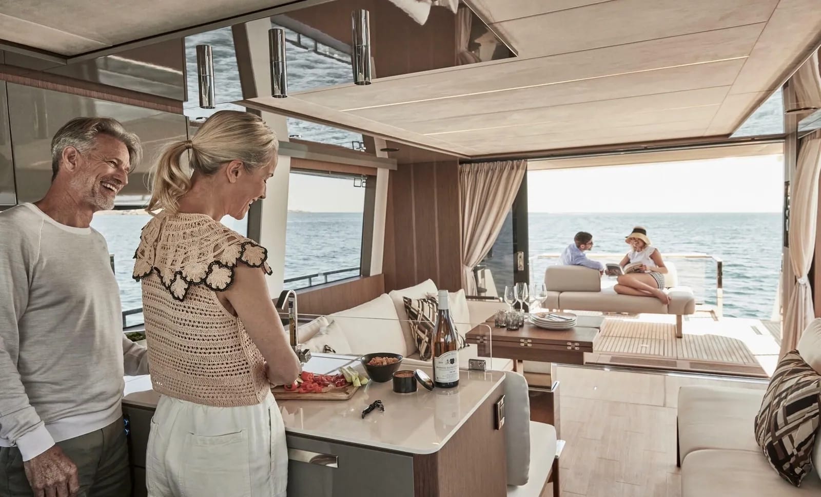 M/Y Prestige X60 — 3