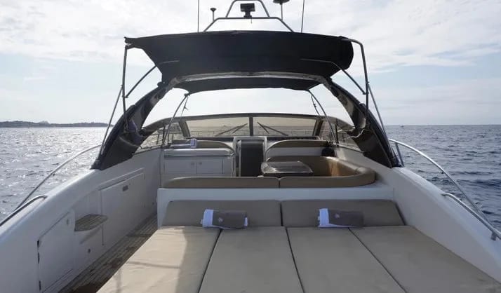 M/Y Princess V55 — 3