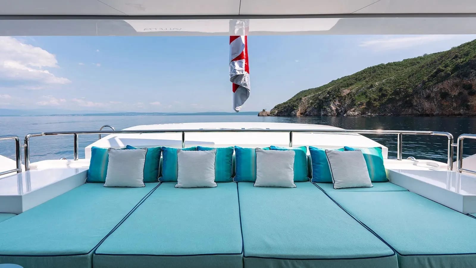 M/Y Seagull MRD — 4