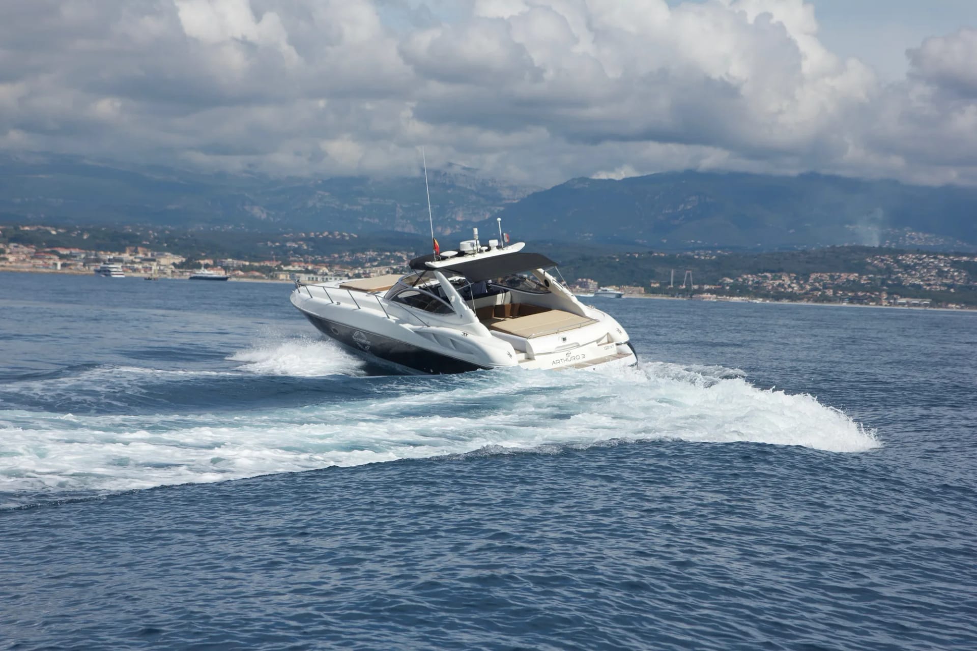 M/Y Sunseeker 48 — 2