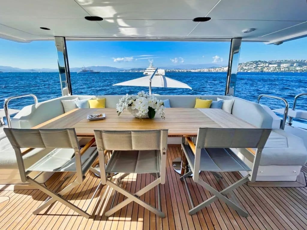 M/Y Wave — 5