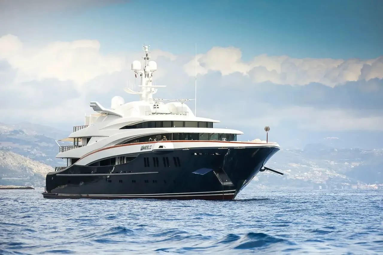 M/Y Wheels — 3