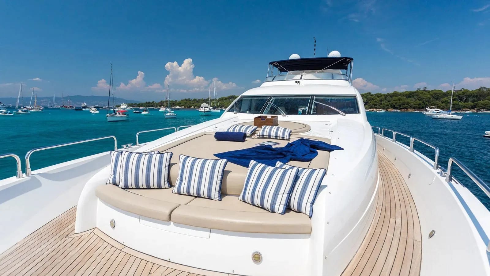 M/Y Winning Streak II — 3