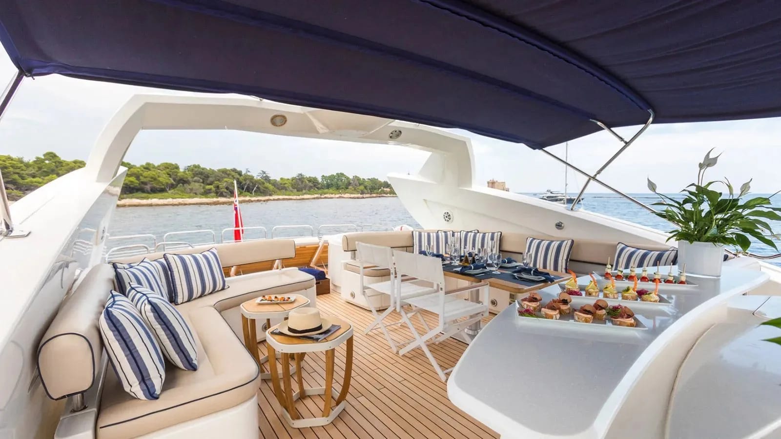M/Y Winning Streak II — 4