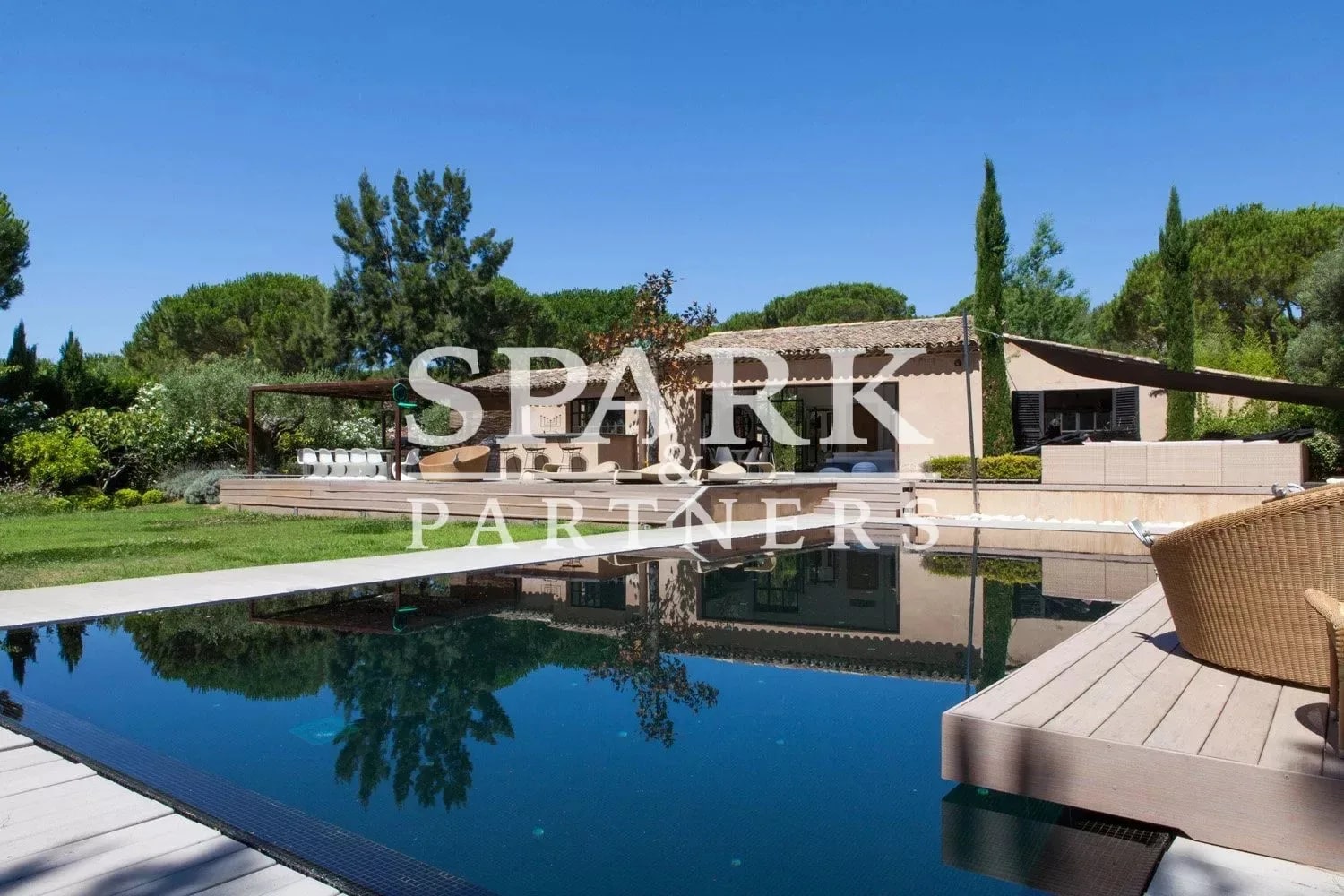 Saint Tropez -  Magnifique villa contemporaine proche mer