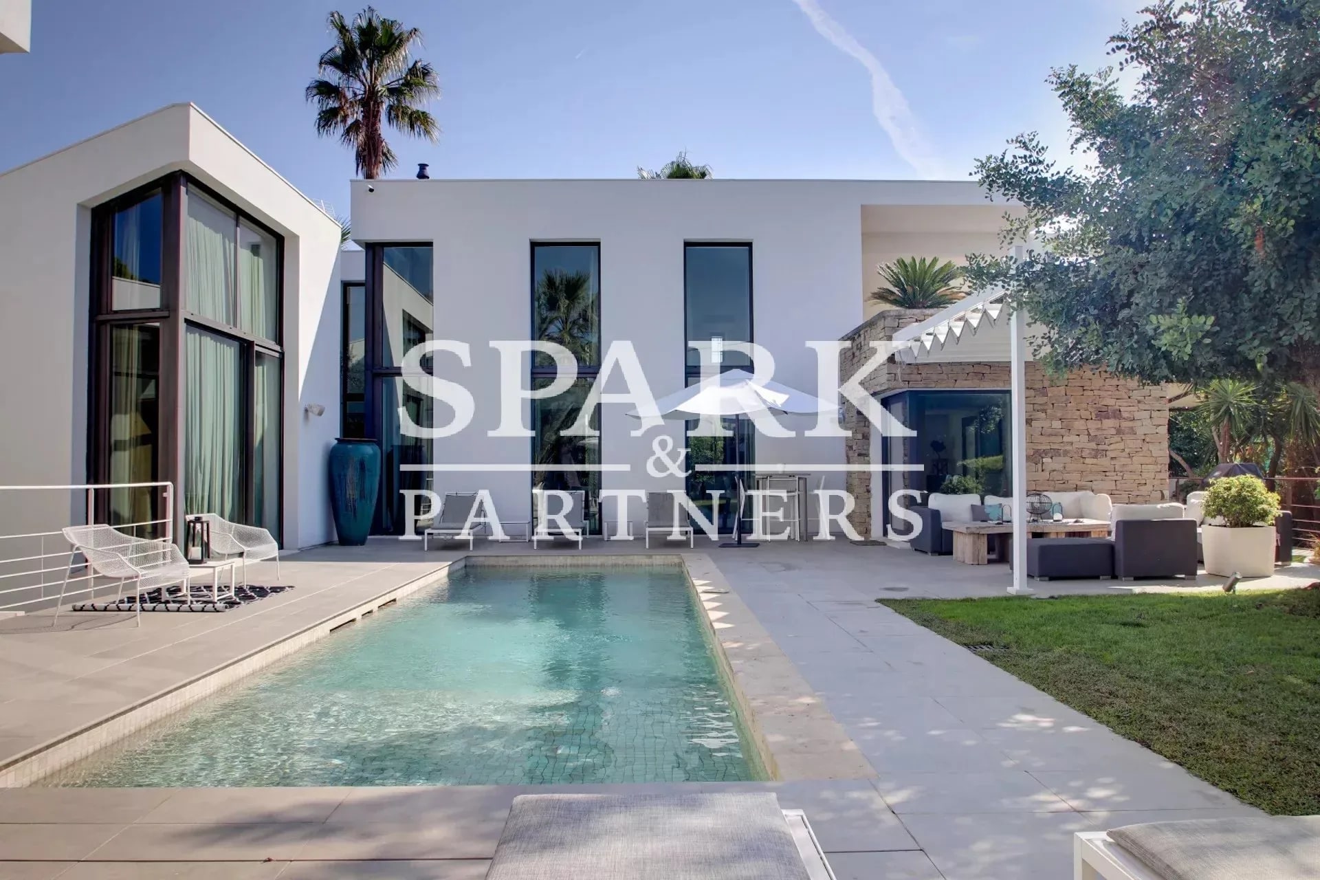 Saint Tropez - Villa contemporaine avec beaucoup de caractère à pieds au village