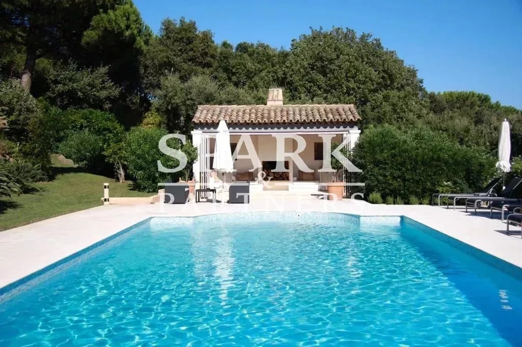 Ramatuelle - Villa avec vue exceptionnelle sur les vignoble de Ramatuelle