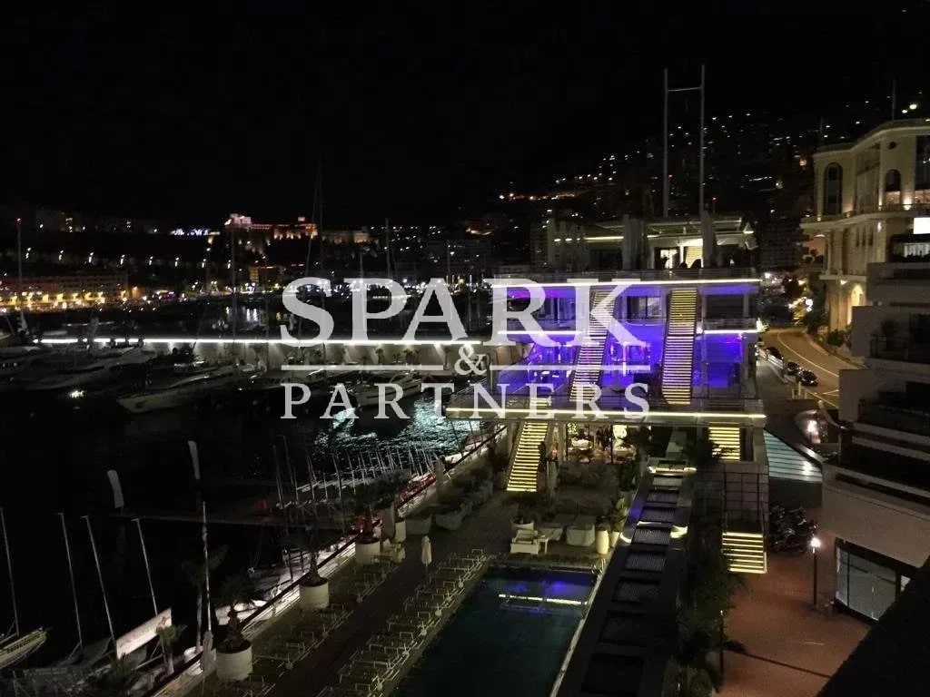 Monaco - Carré d'Or - Duplex 3 pièces